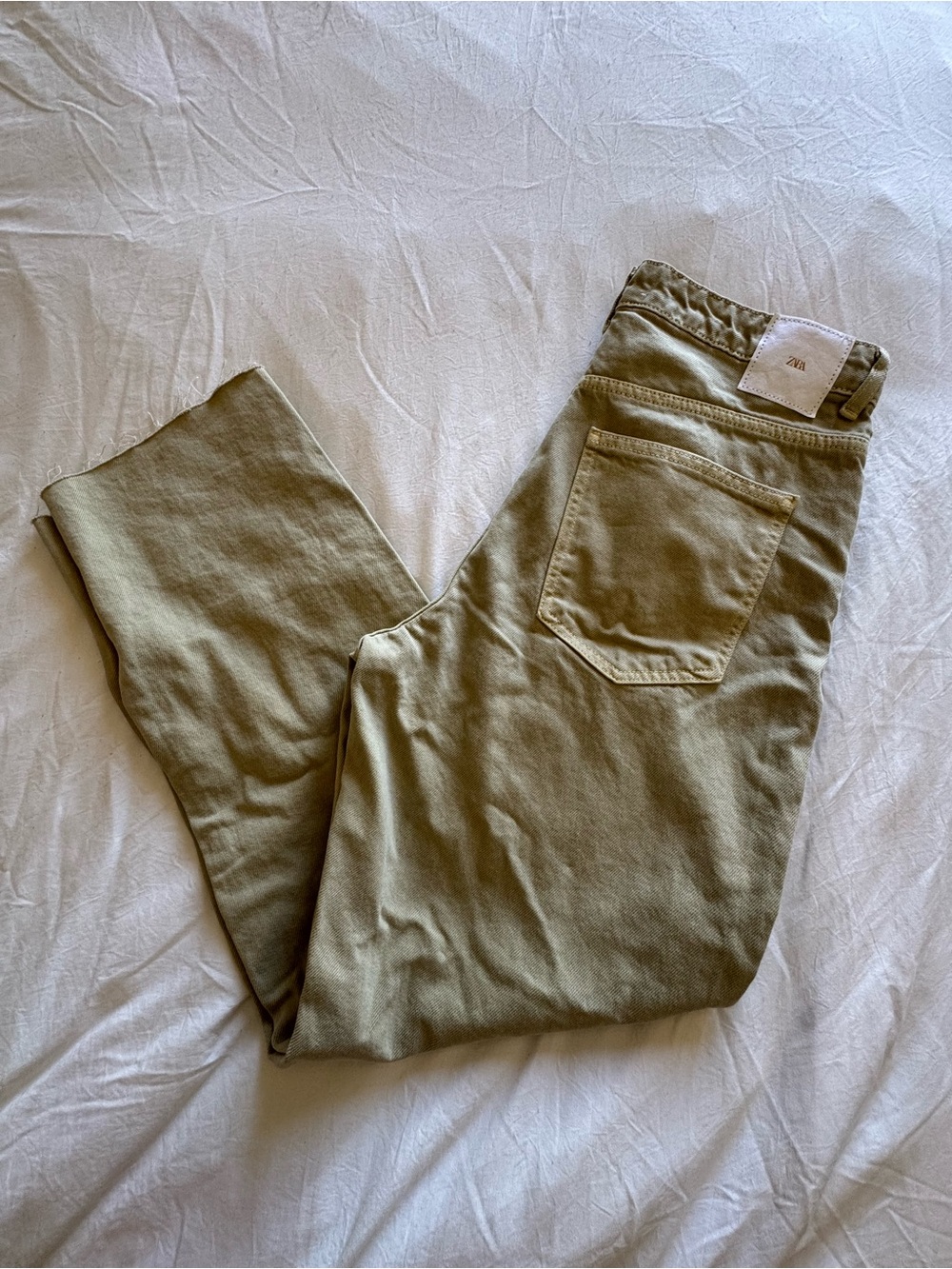Zara Women’s Slim Straight Pants in Olive Green